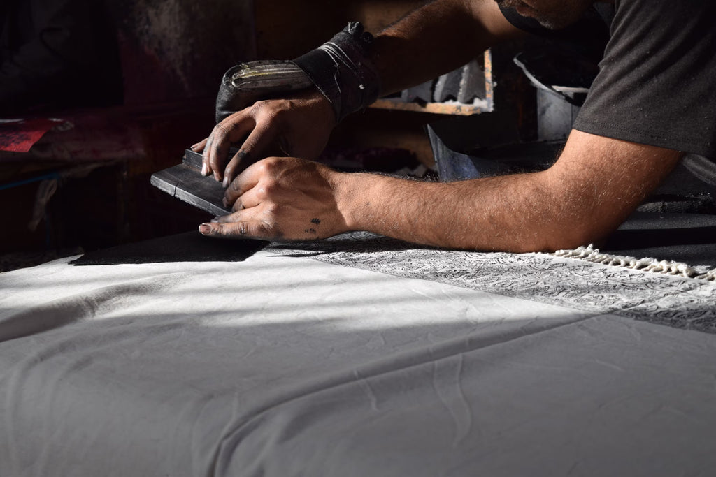 BIRD FOLIAGE TABLECLOTH, Rectangle Hand Block Printed Table Cloth 177×228cm/70×90", Machine Washable Dining Table Cover, Organic Cotton